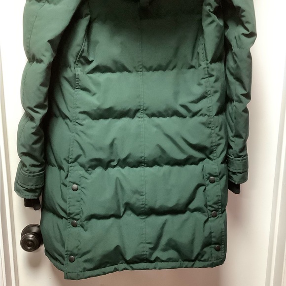Canada Goose Coat Removable Coyote Fur - Picture 10 of 16